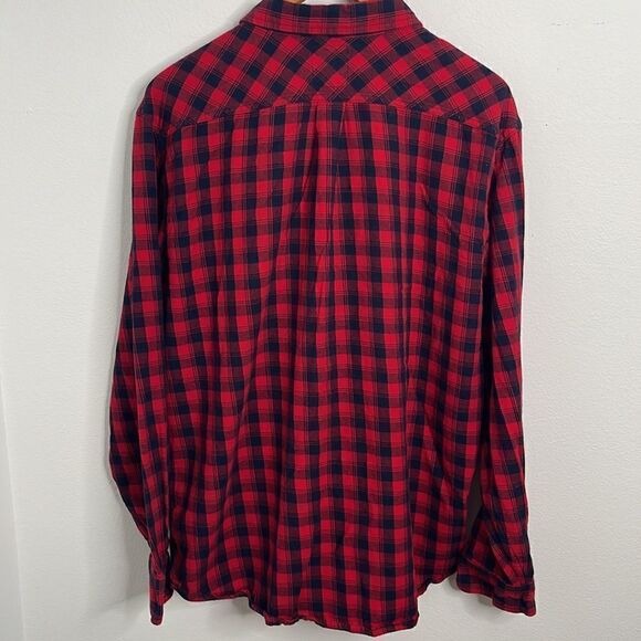 Levi’s classic button down cotton flannel shirt.  Size XXL - Picture 2 of 5